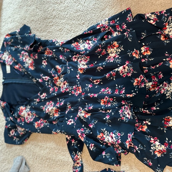 Altar’s state romper - Picture 1 of 2